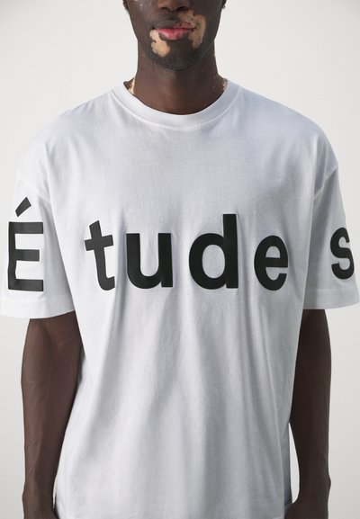 Études SPIRIT ETUDES BIG WHITE UNISEX - Tricou cu imprimeu - white