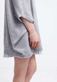 FTC Cashmere Kofta - grey