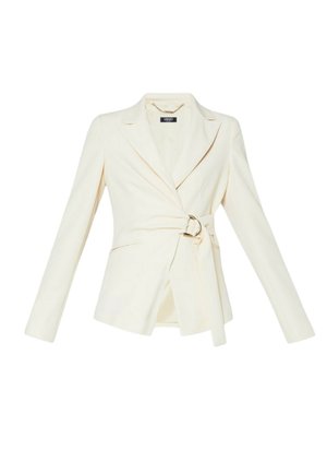 Blazer color crema con maniche lunghe, vita aderente e dettaglio con nodo. Presenta un collo a revers e una texture liscia. Ideale per abbigliamento formale.