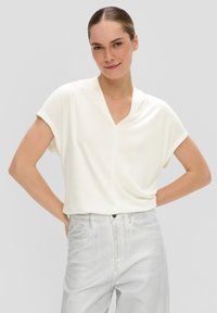 s.Oliver BLACK LABEL MIT V-AUSSCHNITT - T-shirt basic - ecru