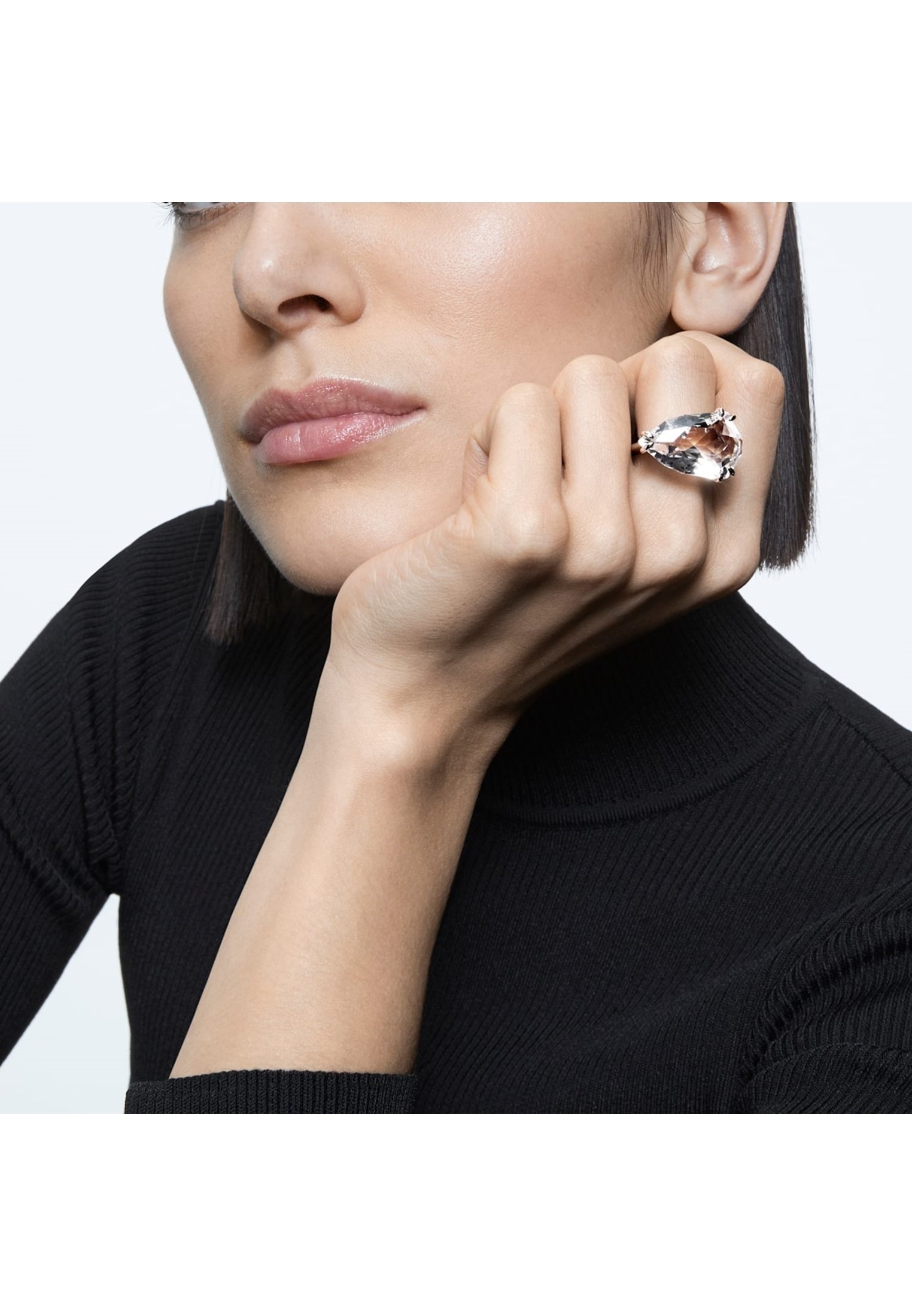 Women Ring Women Ring