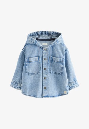 Chaqueta de mezclilla azul claro para niños pequeños con capucha, botones de presión delanteros, dos bolsillos en el pecho y mangas largas.