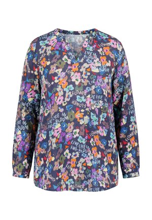 Granatowa bluzka z długim rękawem z kolorowym kwiatowym nadrukiem oraz białym napisem "Flower" i "Live life in full bloom."
