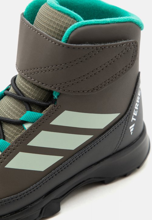 adidas TERREX SNOW CW K UNISEX - Winter boots - olive strata/halo green/shadow olive — photo 6