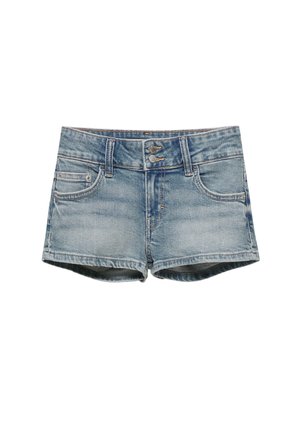 Lyseblå denimshorts med to forlommer, bæltestropper og dobbelt metalknaplukning på hvid baggrund.