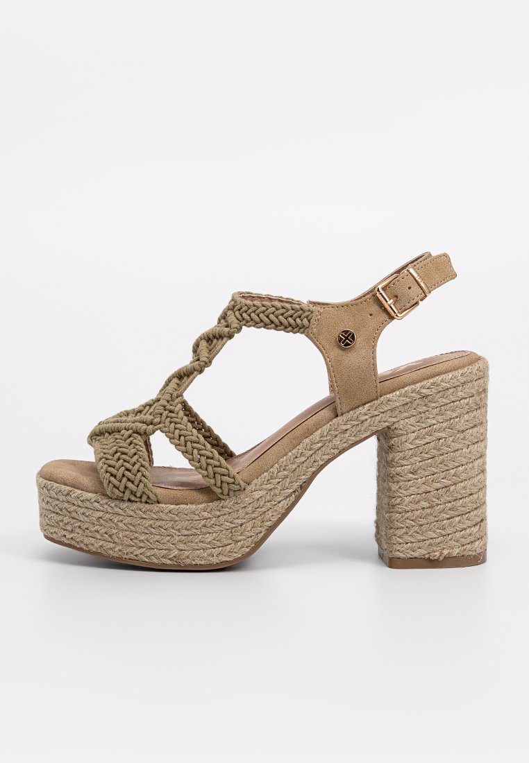 Sandalias con plataforma