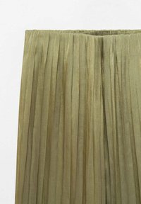 Mango Hlače - khaki