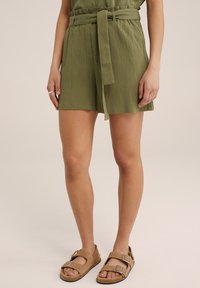 WE Fashion Šortky - green