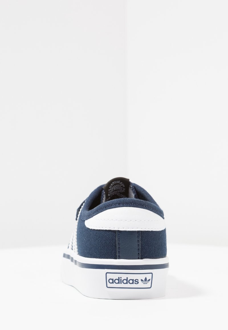 adidas gazelle silver green womens Adidas Originals Seeley Shoes