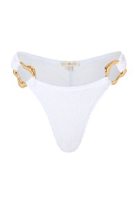 Witte bikini onderkant van textuurstof, met goudkleurige hardware accenten aan de zijkanten. Eenvoudig ontwerp met minimale bedekking.
