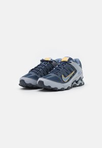 Nike Performance REAX 8 TR - Sapatilha de treino - wolf grey/ashen slate/thunder blue/laser orange/racer blue