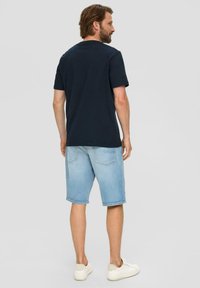 s.Oliver FRONTPRINT - T-shirt print - navy