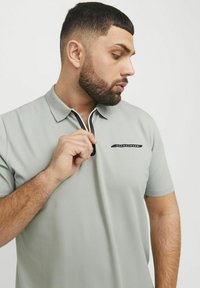 Jack & Jones GEDRUCKT - Poloshirts - aqua gray