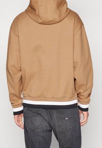 BOSS Luvtröja - beige