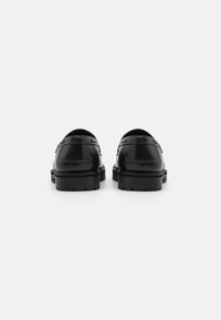 Zign LEATHER - Csónakcipők - black