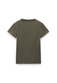 Olivgrünes Baumwoll-T-Shirt, kurze Ärmel, Rundhalsausschnitt, mit glatter Textur, geradem Saum und minimaler Detailgestaltung.