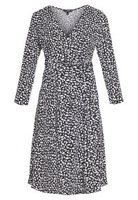 Sukienka z długim rękawem, zapinana w talii, z dekoltem w kształcie litery V, wykonana z czarnego materiału ozdobionego białymi wzorami liści i akcentem w postaci zawiązywanej talii.