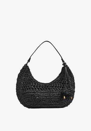 Sac à main noir tressé avec une seule bandoulière et des pampilles décoratives ornées d'accents dorés sur fond blanc.