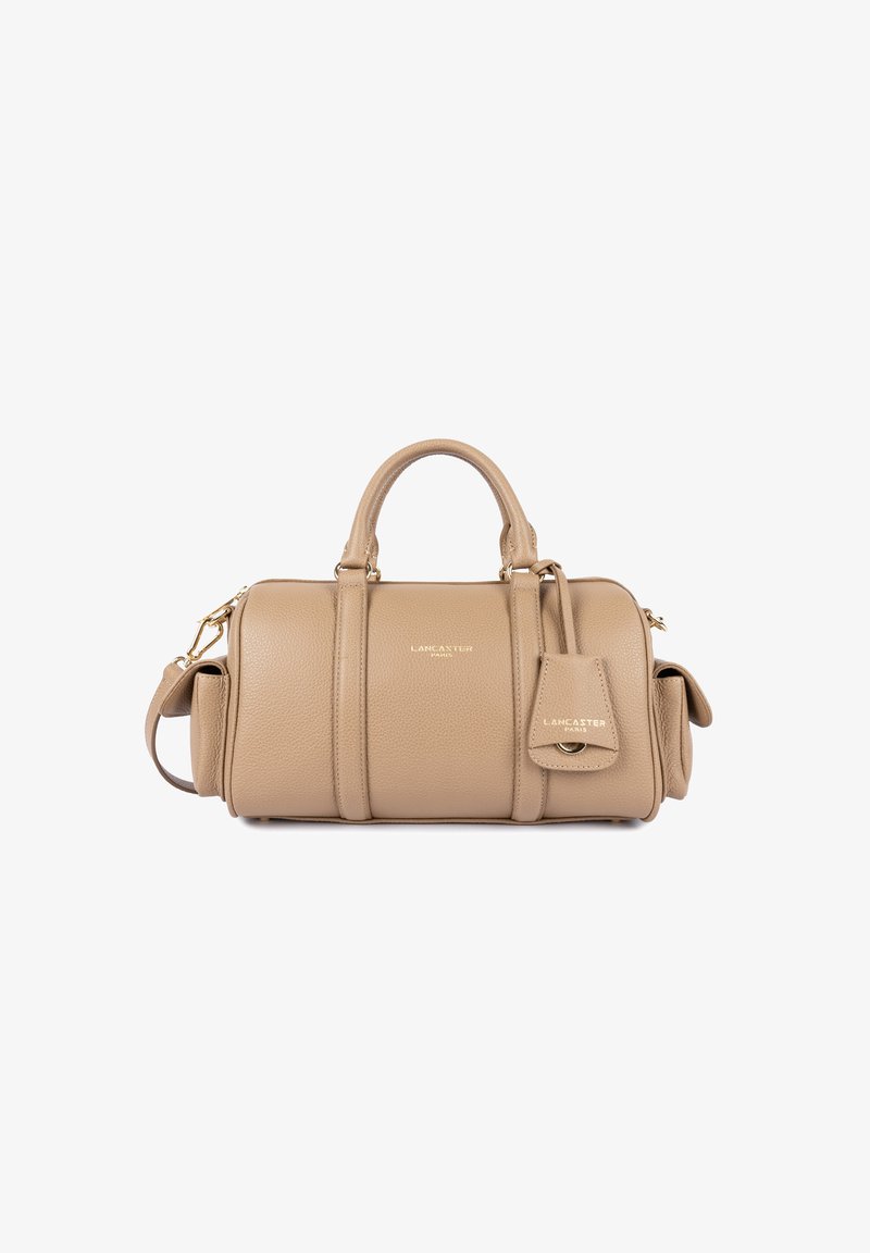 Borsa a tracolla in pelle tan con superficie liscia, forma arrotondata, manici superiori doppi, accessori in oro e un'etichetta staccabile con il nome del marchio.