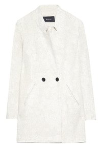 Abrigo blanco texturizado con cuello en pico, dos botones negros y bolsillos laterales. Corte recto y diseño hasta la rodilla.