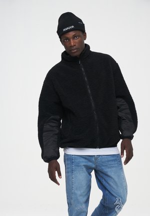 Dendy Jacket
