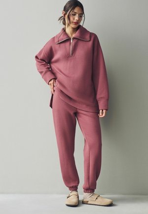 REGULAR FIT - TEXTURED CUFFED JOGGERS - Pantaloni sportivi - pink