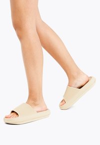 OYSHO - Pool slides - beige Thumbnail Image 1