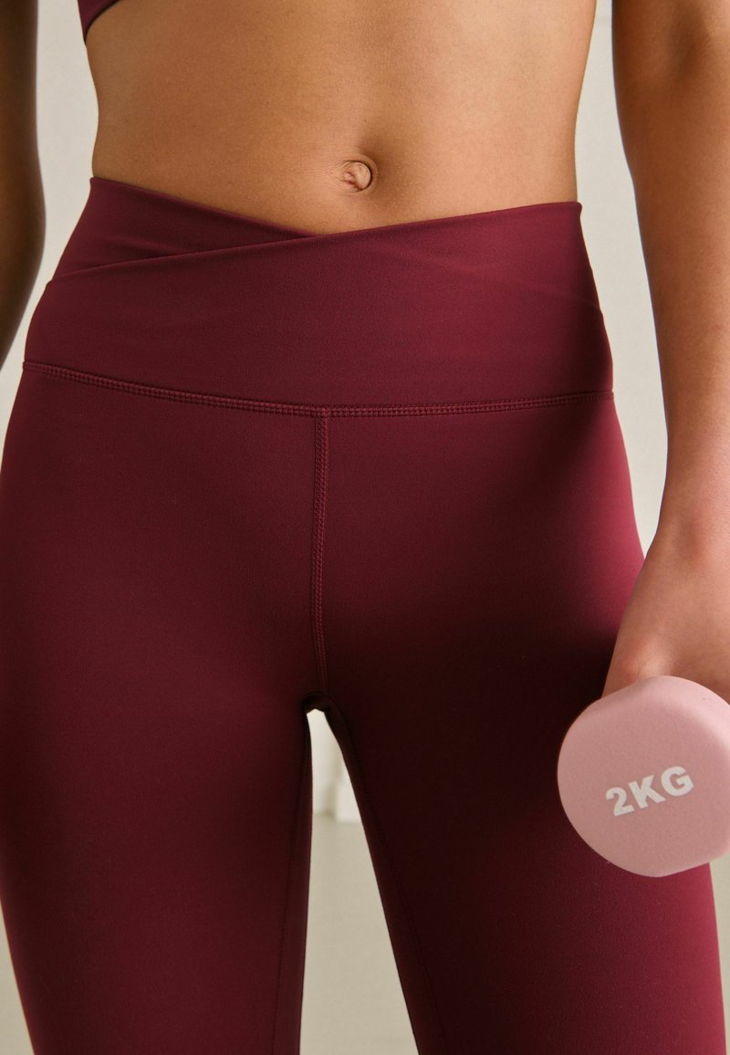 Next ACTIVE YOGA WRAP - Tajice-hlače - burgundy red