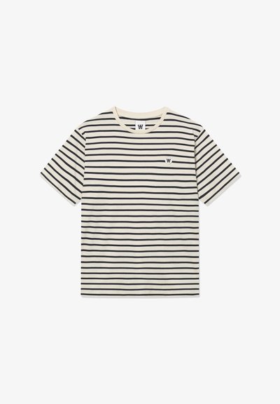 Csíkos teeshirt krém és tengerészkék színben, rövid ujjakkal, kerek nyakkal és egy kis logóval a bal mellen. Puha pamut anyagból készült.