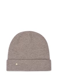 Chapeau en tricot gris avec un revers plié et un petit accent de logo métallique, possédant une texture douce et un design simple et sans couture.