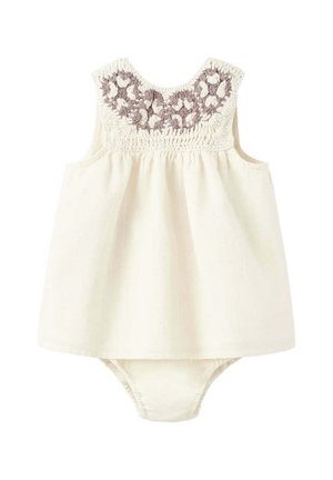 Robe bébé sans manches couleur crème avec détail crochet floral beige et gris sur le plastron et culotte attachée.