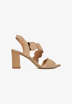 Lasocki, LASOCKI WOMEN'S SANDALS BEIGE - Sandales à talons hauts - beige