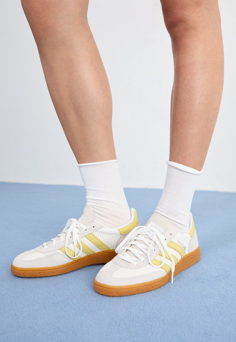 adidas gazelle silver green womens adidas Achille SPZL Liam Gallagher Stone Khaki main image 1