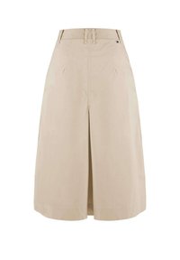 Beige, knielange rok met een rechte snit, gemaakt van lichte stof, met een voorplooi en subtiele details op de tailleband.