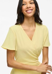 VILA VILOVIE WRAP DRESS - Hverdagskjole - pale banana