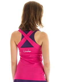 Top sportivo rosa con bretelle incrociate, caratterizzato da uno strato interno viola scuro e dal logo bianco "Winshape" sul retro.