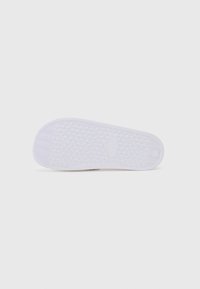 Thumbnail Image 5
