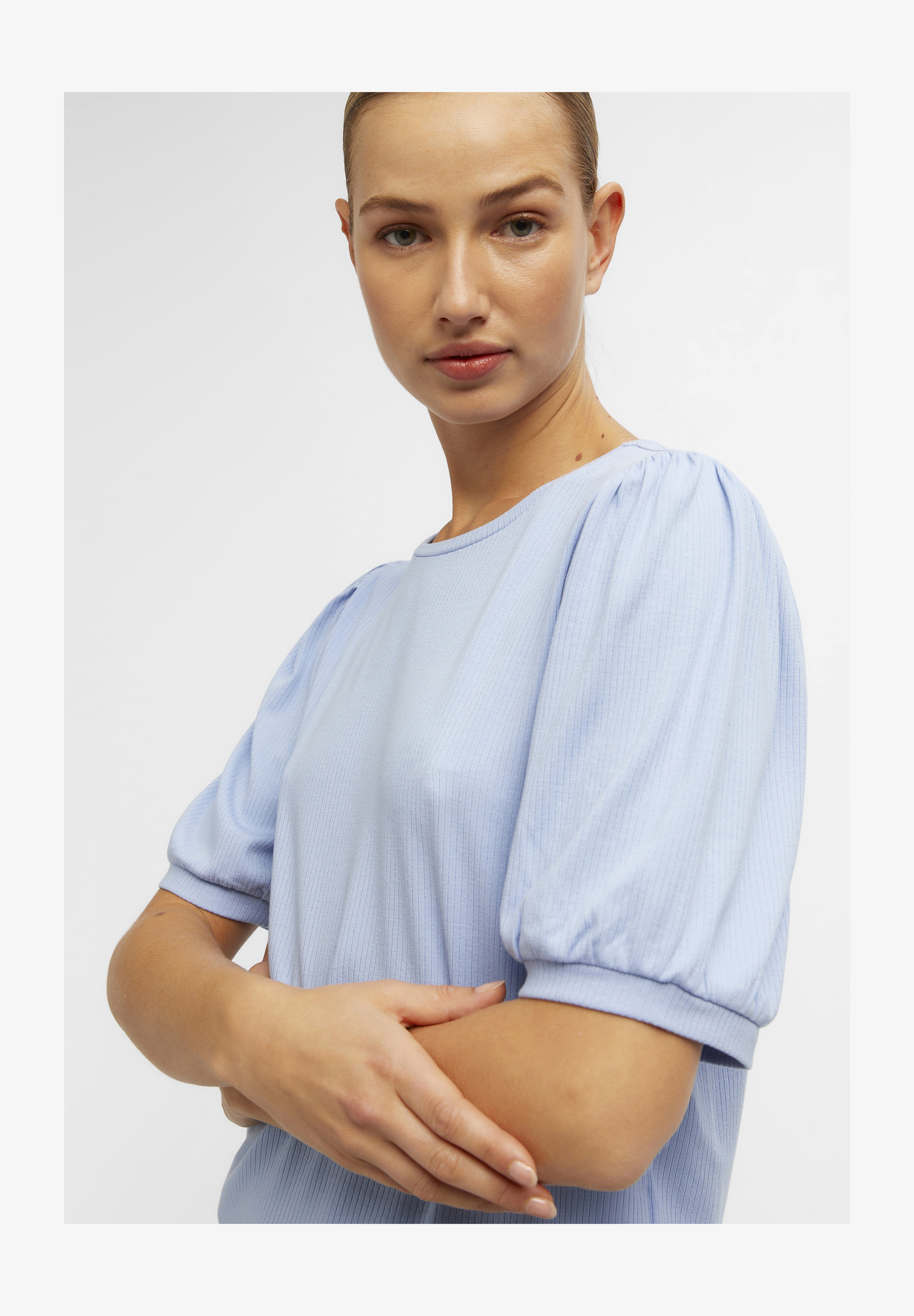 Name It Maglietta Bambino Nmmkabille: La Basic In Cotone Bio Con Comoda Chiusura A Bottone