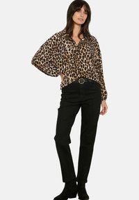LolaLiza SPARKLING LEOPARD  - Button-down blouse - light camel