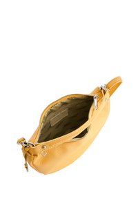 Gelbe Lederhandtasche mit strukturierten Oberflächen, Reißverschluss und einem Innenraum mit gebrandeter Fütterung. Inklusive abnehmbarem Tragegurt.