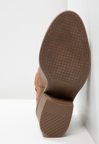 New Look Wide Fit Botines bajos - brown
