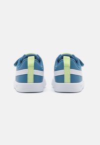Puma COURTFLEX  - Tenisice za hodanje - blue horizon/white