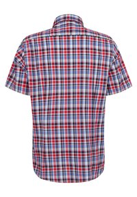 Kurzarmhemd mit einem großen Karomuster in Rot, Blau, Weiß und Schwarz. Hergestellt aus einem glatten Stoff mit strukturiertem Kragen.