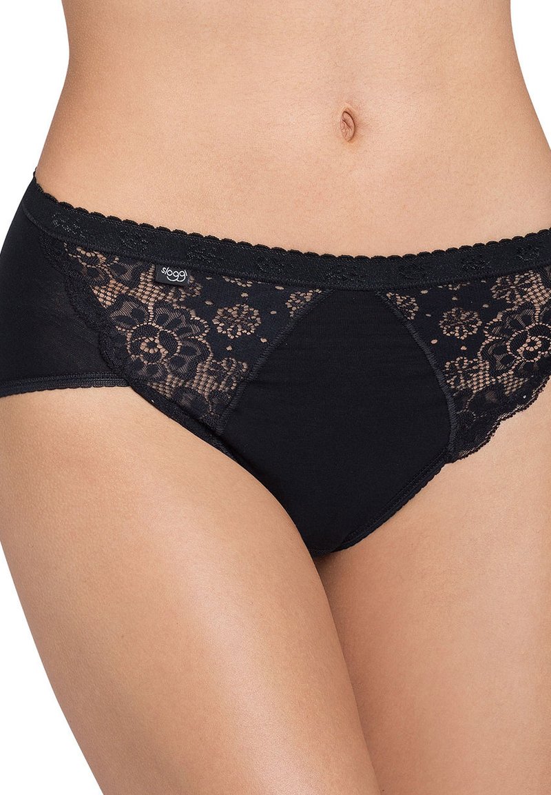 Mutande nere con sovrapposizione di pizzo floreale, morbido elastico in vita e bordi ondulati, che combinano il materiale di cotone con dettagli di pizzo delicato.