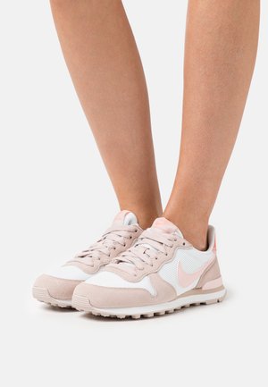 Nike Sportswear, Baskets basses - white