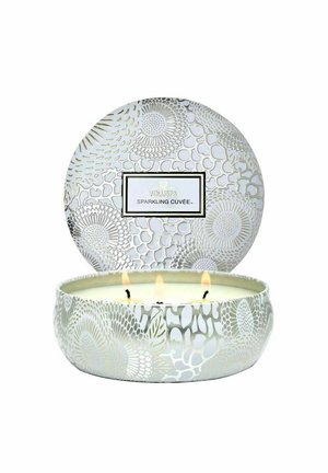 VOLUSPA 3-WICK CANDLE DECORATIVE TIN SPARKLING CUVÉE 340G - Duftlys - silver