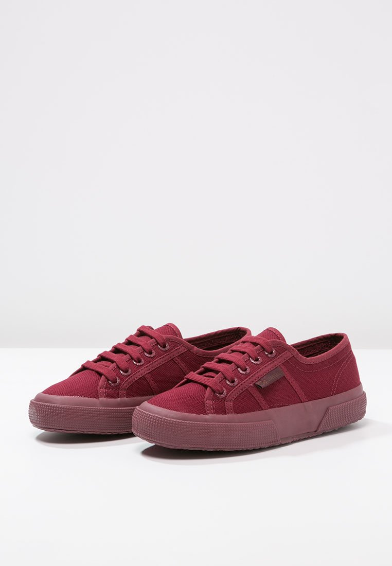superga bordeau