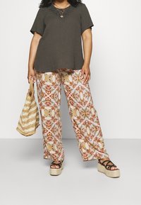 Zizzi Blusa - khaki