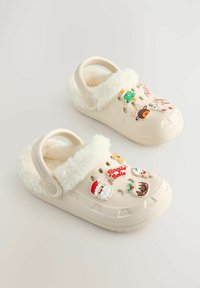 Next REGULAR FIT - Hjemmesko - white christmas badge faux fur lined