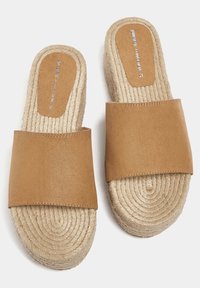 PULL&BEAR Mules à talons - brown
